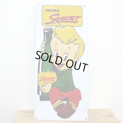 画像1: ブリキ看板 スクワート アンティーク スクワートボート ガレージ イエロー 壁飾り 正規ライセンス品 アメリカン 雑貨 インテリア おしゃれ 可愛い サーファー カフェ 店舗