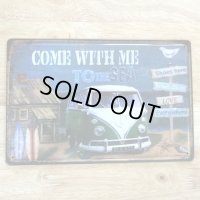 ブリキ看板 ビンテージ TO THE SEA ワーゲンバス 海 ビーチ プレート 壁飾り アメリカン 雑貨 インテリア 可愛い かわいい サーファー カフェ 店舗