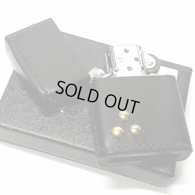 画像4: ZIPPO ライター 革巻き ジッポ おしゃれ カオス ブラック スリードットスタッズ 真鍮 Leather Works 黒 牛本皮 ハンドメイド 彫刻 かっこいい メンズ ブランド ギフト