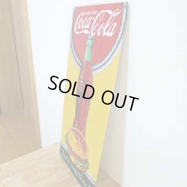 画像2: ブリキ看板 コカコーラ ハンバーガー アンティーク ガレージ 瓶 珍しい プレート 壁飾り 正規ライセンス品 アメリカン 雑貨 インテリア おしゃれ 可愛い サーファー カフェ 店舗 (2)