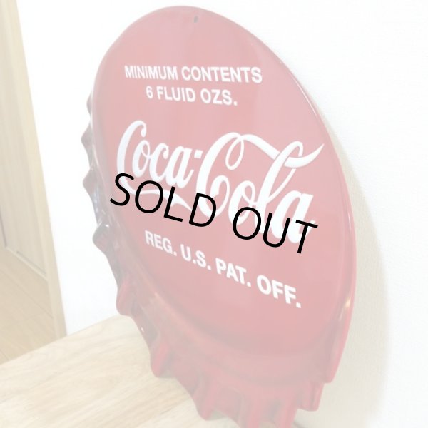 画像2: ブリキ看板 コカコーラ ボトルキャップ アンティーク ガレージ プレート 壁飾り 正規ライセンス品 アメリカン 雑貨 インテリア おしゃれ 可愛い サーファー カフェ 店舗 (2)