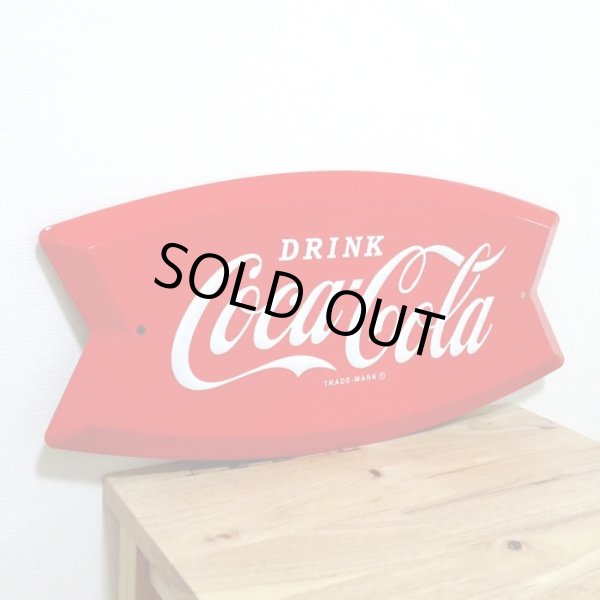 画像2: ブリキ看板 コカコーラ アンティーク ガレージ 赤 レッド　目立つ プレート 壁飾り 正規ライセンス品 アメリカン 雑貨 インテリア おしゃれ 可愛い サーファー カフェ 店舗 (2)