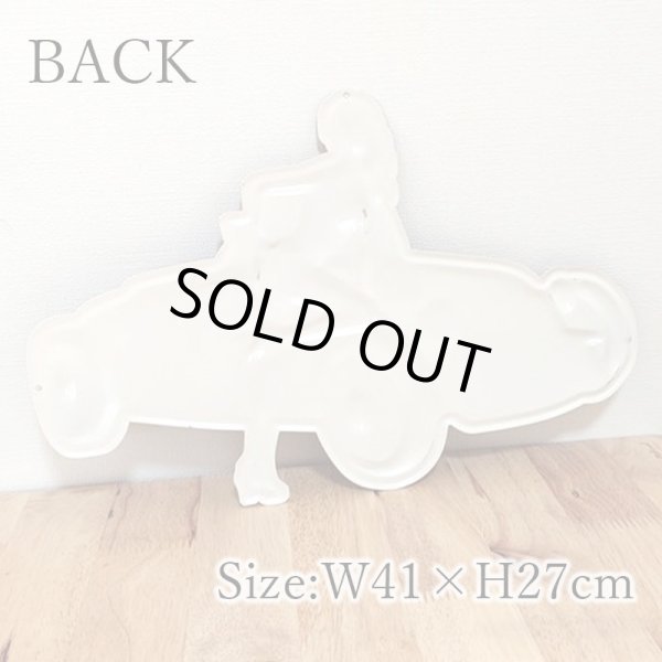 画像2: ブリキ看板 アンティーク HOT ROD GIRL セクシー アメリカン 車 ビンテージ 壁掛け 珍しい プレート おしゃれ 壁飾り かわいい 雑貨 大きい 可愛い インテリア サーファー カフェ 店舗 (2)