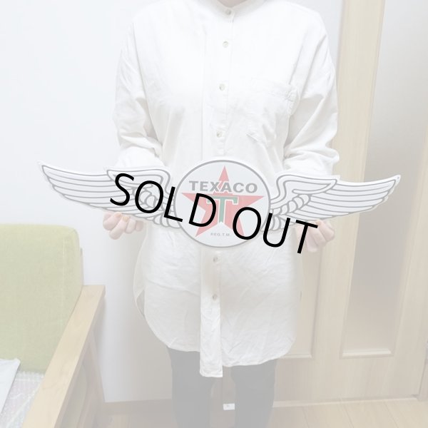 画像3: ブリキ看板 TEXACO ダイカットエンボスメタル アンティーク ガレージ プレート 可愛い 羽 壁飾り 正規ライセンス品 アメリカン 雑貨 インテリア おしゃれ サーファー かわいい カフェ 店舗 (3)