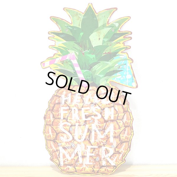 画像1: ブリキ看板 可愛い ビンテージ Pineapple Summer パイナップル ジュース アンティーク ガレージ プレート 壁飾り アメリカン 雑貨 インテリア おしゃれ かわいい サーファー カフェ 店舗 (1)