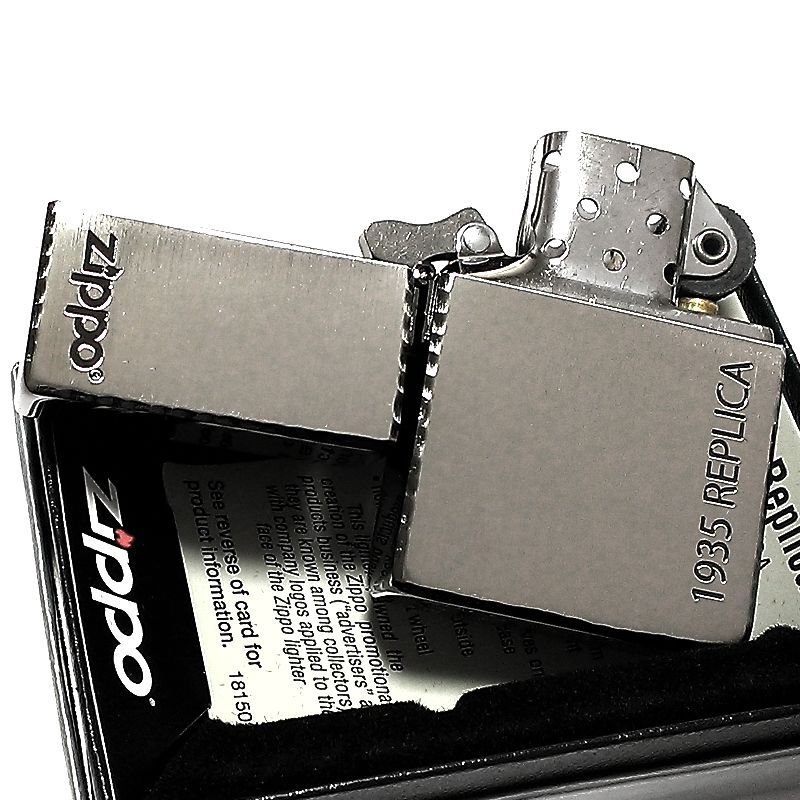 Zippo 1935 復刻レプリカ ジッポ かっこいい ライター サイドブラック ロゴデザイン リューターカット 角型 シルバーサテン ブラック 黒銀 おしゃれ メンズ ギフト